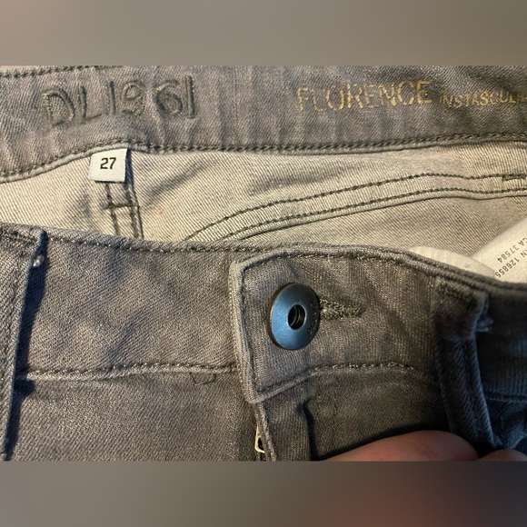 DL1961 Florence Instasculpt distressed high rise skinny jeans in grey wash - Picture 11 of 12
